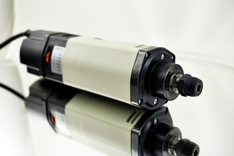 Suhner UAD 30-RF Milling Router